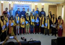 অনুপ্রাণন লেখক সম্মেলন অনুষ্ঠিত: পাণ্ডুলিপি প্রতিযোগিতা বিজয়ীদের পুরস্কার বিতরণের জমকালো আয়োজন বিশেষ অতিথিবৃন্দ, প্রকাশক, অনুষ্ঠান উপস্থাপক ও সম্পাদনা পর্ষদের সদস্যের সঙ্গে পুরস্কার বিজয়ী তরুণ লেখকরা